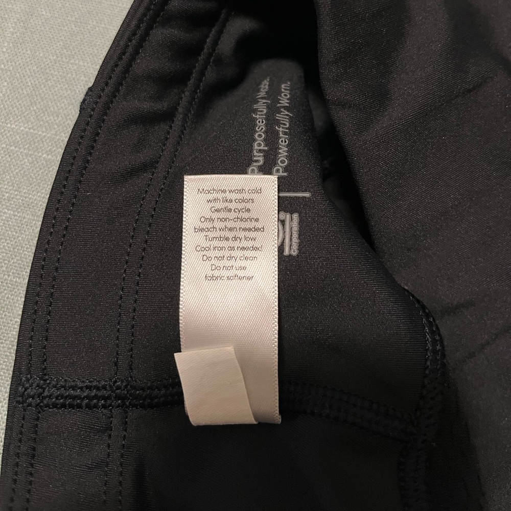 Athleta Contender Mesh Crop - Picture 5 of 8
